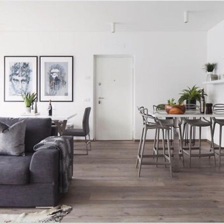 Ulivi Luxury Loft & Pool - The House Of Travelers Apartment Carate Urio Bagian luar foto
