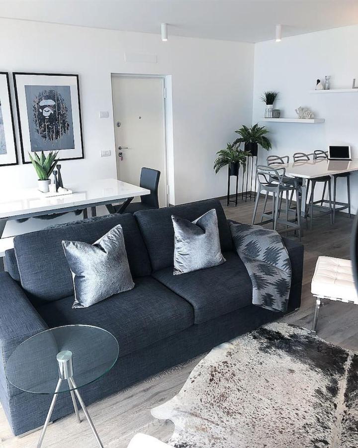 Ulivi Luxury Loft & Pool - The House Of Travelers Apartment Carate Urio Bagian luar foto