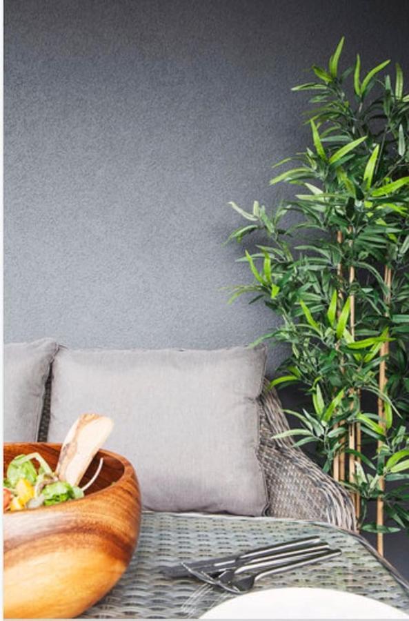 Ulivi Luxury Loft & Pool - The House Of Travelers Apartment Carate Urio Bagian luar foto